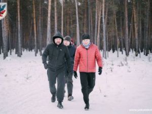 Сотрудники мэрии Якутска провели акцию «Начни утро с победы над собой!»