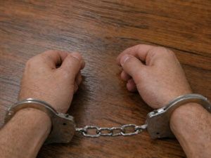 Конфликт во время застолья в Якутске закончился смертью мужчины: обвиняемый арестован