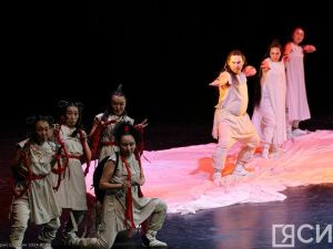 «Народ саха сохранил свою уникальную культуру»: казахские зрители высоко оценили спектакль-олонхо