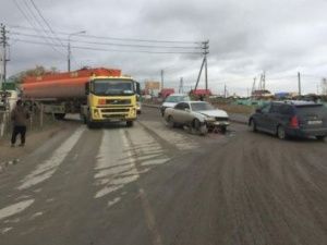 В Якутске водитель выехал на встречную полосу и совершил столкновение