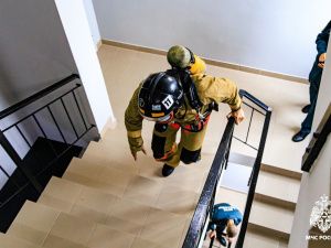 Пожарные Якутии стали лучшими на межрегиональных соревнованиях «Дальневосточная вертикаль»