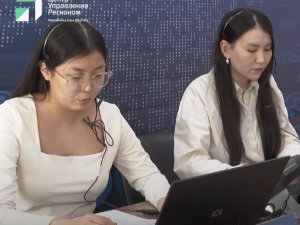 Продолжается приём вопросов к «Прямой линии» Главы Якутии Айсена Николаева