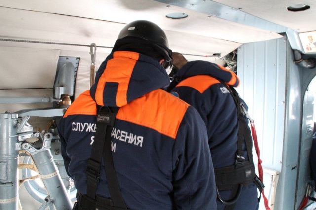 Поиски пропавших в море якутян продолжаются