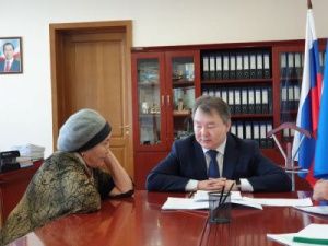 Первый заместитель председателя Правительства Якутии Алексей Стручков провел личный прием граждан