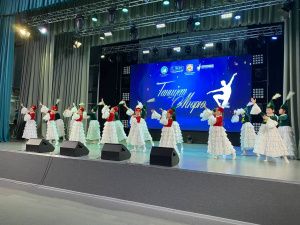 Ансамбли «Күнчээн» и «Күн» получили Гран-при фестиваля «Танцует Мюрю»
