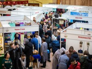 В Якутске провели выставку-ярмарку к национальному празднику Ысыах