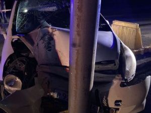 В Якутске 55-летний водитель врезался в столб и погиб