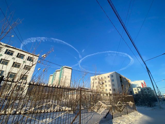 Самое оригинальное поздравление с 8 марта нарисовали в небе пилоты АК «Якутия»!