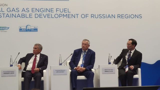 Айсен Николаев: В Якутии планируется значительно расширить сеть газозаправочных станций
