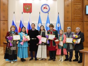 В Якутии хранителям традиционной культуры вручены стипендии главы республики