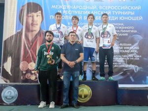 Завершился турнир по вольной борьбе среди юношей в честь олимпийского чемпиона Павла Пинигина на призы АО «АК «ЖДЯ»