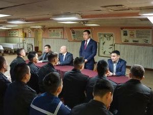 Постпредство Якутии по ДФО поздравило воинов с Днём защитника Отечества