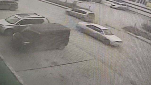 В Якутске разыскивается водитель, который сбил пешехода и скрылся с места ДТП