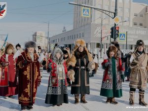 В Якутске состоялось шествие в национальных костюмах