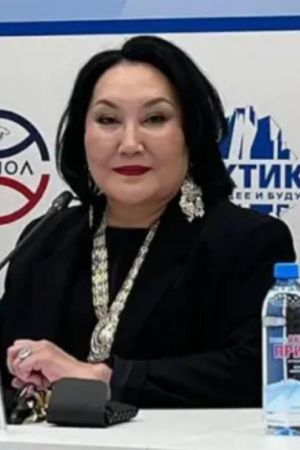 Судебный пристав переквалифицировался в артиста-инструменталиста, после чего директора театра оштрафовали