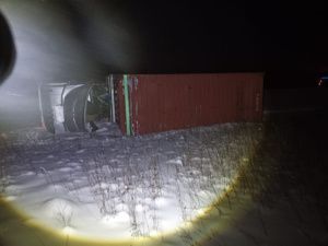 КамАЗ врезался в минивэн с шестью пассажирами в Чурапчинском районе