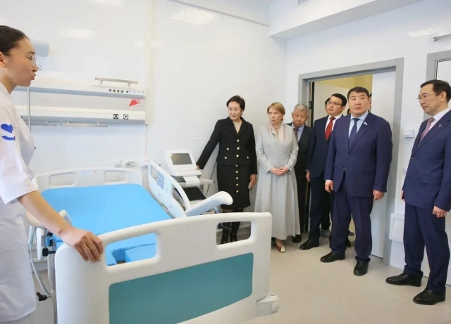 Новый лечебный корпус открыли в селе Намцы Якутии