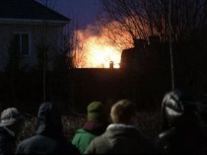 В коттеджном поселке Подмосковья нашли тело мужчины, открывшего стрельбу по полицейским