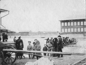 История одной фотографии. Известная террористка – дочь якутского священника