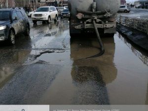 В Якутске за сутки откачали 600 кубометров талой воды