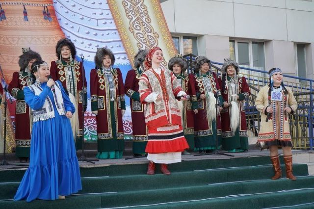 ДДН им. А.Е. Кулаковского провел концерт «Славлю тебя, моя ЯКУТИЯ»