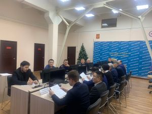 Работники рудника Удачный в Якутии выведены на поверхность после выброса метана