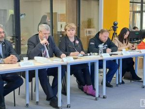 На площадке Гражданского форума в Якутске обсудили вопросы патриотического воспитания молодёжи