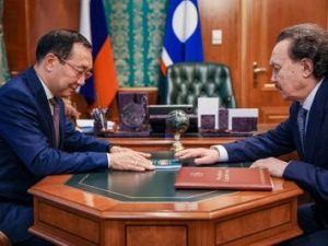 Глава Якутии: вектор деятельности учреждений культуры и искусства - укрепление духовной опоры народа