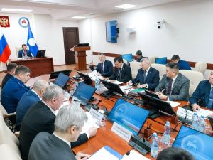 В Якутии усиливают работу по антикоррупционному обучению государственных и муниципальных служащих