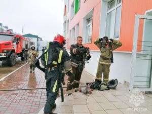 Пожар в 9-этажке Якутска: эвакуировано 37 человек