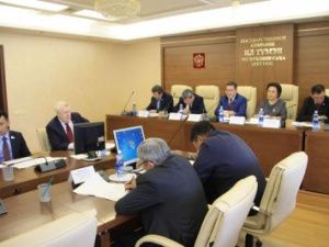 В сфере здравоохранения Якутии сократят 500 человек