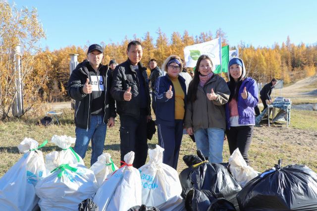 С заботой о природе: Сотрудники уголовно-исполнительной инспекции приняли участие в соревнованиях «Наш лес»