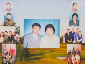 Экс-руководителя СИЗО-1 и его супругу поздравили с золотой свадьбой