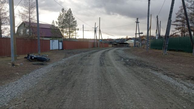 В Якутии в результате наезда на электроопору погиб мотоциклист