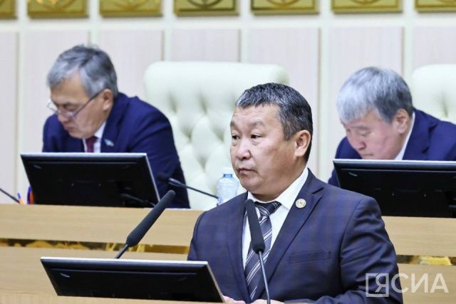 Ил Тумэн дал согласие на назначение Дмитрия Садовникова первым зампредом правительства Якутии