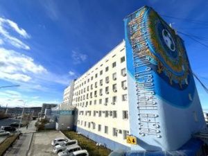 Световой мурал украсил привокзальную площадь аэропорта Якутска