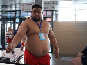 «Мясорубка» ветеранов и главное противостояние. В Бишкеке стартует чемпионат мира по мас-рестлингу