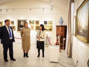 В Якутии вручены премии Главы РС(Я) имени М.Ф. Габышева за большой вклад в развитие музейного дела республики