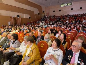 В Якутии колледжам и техникумам вручили гранты Главы республики