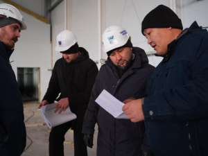 Евгений Григорьев проверил ход строительства многофункционального спортивного комплекса