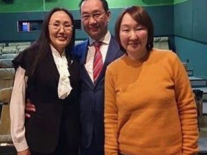 Айсен Николаев поздравил якутских кинематографистов с выходом фильма "Иччи" в международный кинопрокат