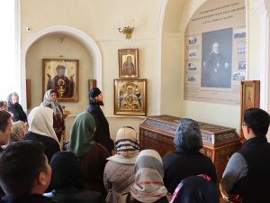 Сотрудники УФСИН и члены их семей совершили поездку по православным храмам и монастырям г. Якутска