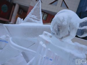 Искусство из снега и льда: зимние скульпторы соревнуются в Якутске за звание лучшего