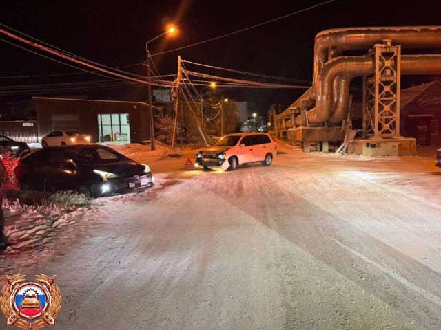 В Якутске при столкновении двух иномарок пострадал годовалый ребенок