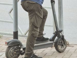 В Якутске мужчина на электросамокате совершил наезд на 5-летнего ребенка: Возбуждено уголовное дело