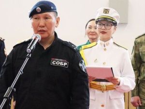 Учащиеся одной из школ Якутска стали юными росгвардейцами