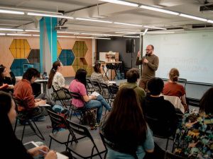 АГИКИ и ДВФУ запустят совместную образовательную программу по кинопроизводству