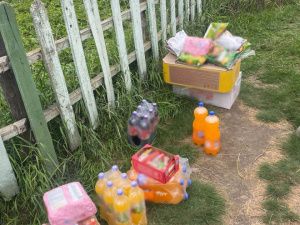 В Вилюйском улусе подросток дверь магазина и похитил чипсы, сладости и газировку