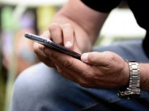 Врач из Якутии перевел мошенникам около 6 500 000 рублей, чтобы заработать на фондовом рынке