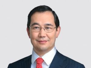 Айсен  Николаев поздравляет с Днём защитника Отечества